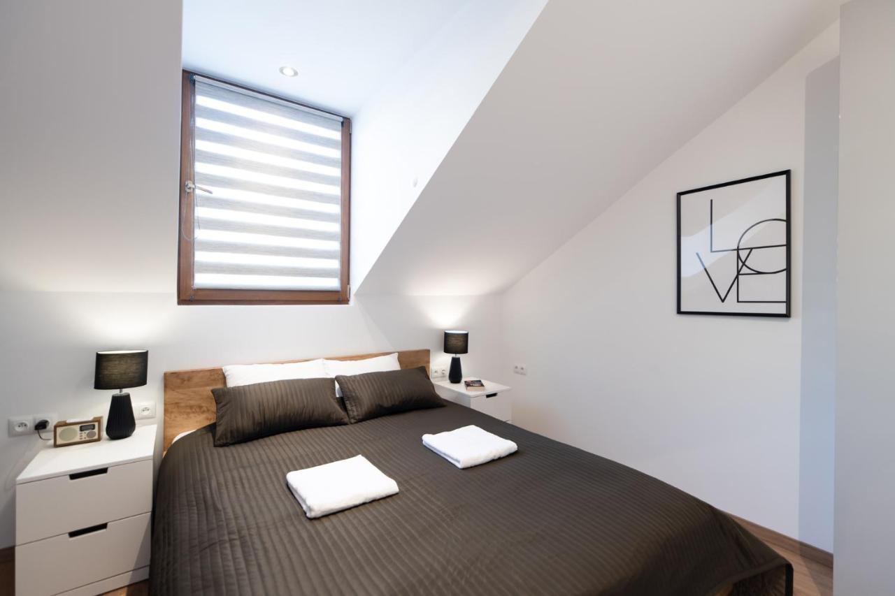 Neo Sky Apartment, Free Parking, 15 Min Walk Old Town&Kazimierz - By Homelike Krasków Exterior foto