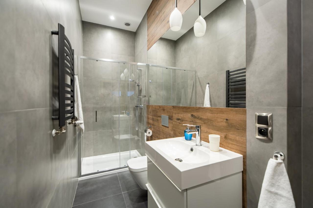 Neo Sky Apartment, Free Parking, 15 Min Walk Old Town&Kazimierz - By Homelike Krasków Exterior foto