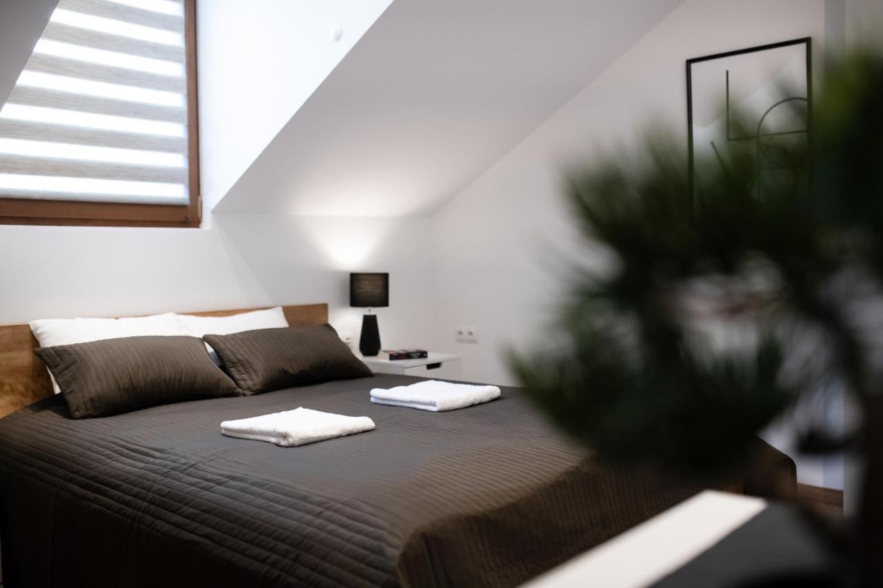 Neo Sky Apartment, Free Parking, 15 Min Walk Old Town&Kazimierz - By Homelike Krasków Exterior foto